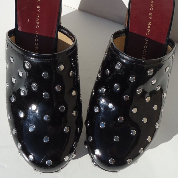 SIZE 36.5. MARC by MARC JACOBS “Dylan” wooden clogs. - Picture 3 of 16